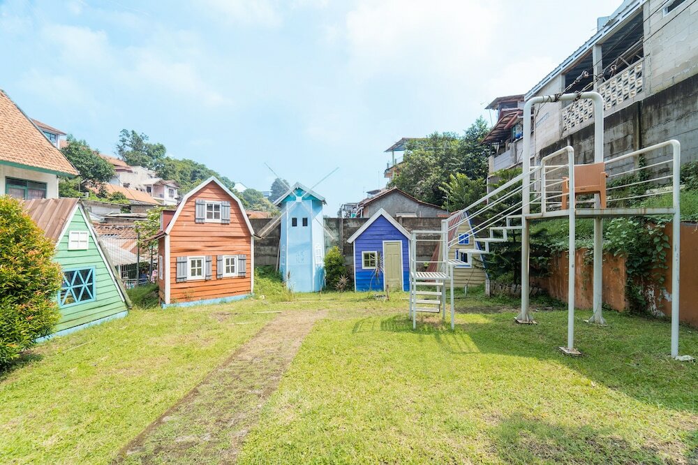 Фото Bigland Hotel Bogor