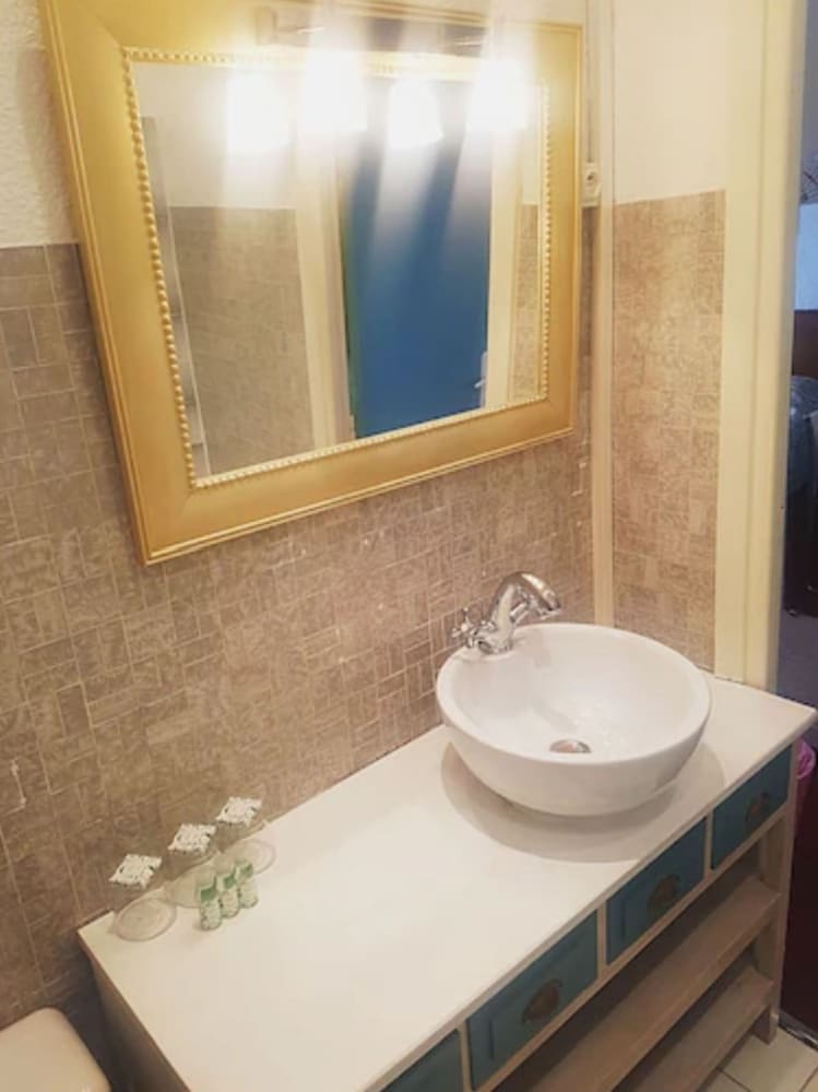 Фото Azurene Royal Hotel