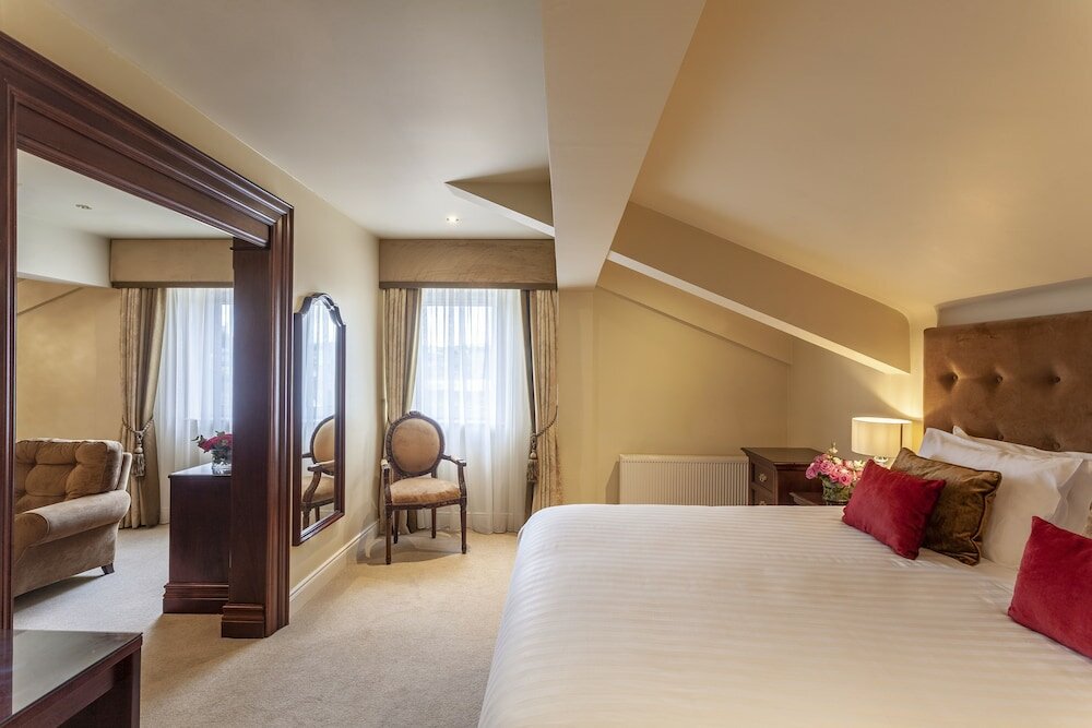 Фото Canal Court Hotel