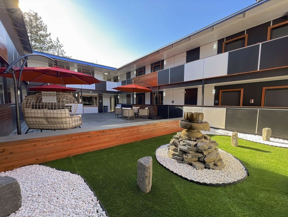 Фото The New 401 Inn