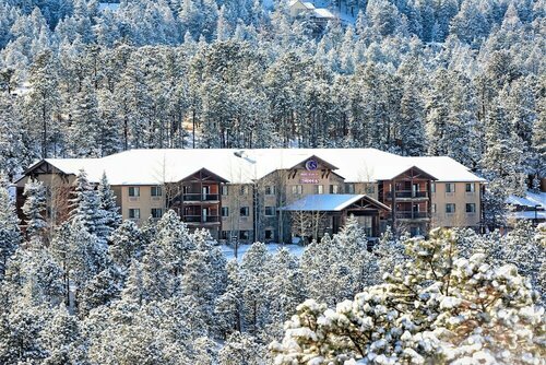 Внешний вид отеля Comfort Suites Golden West on Evergreen Parkway в Эвергрине, фото 3