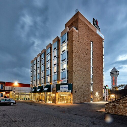 Гостиница The Falls Hotel & Inn в Ниагара-Фолс