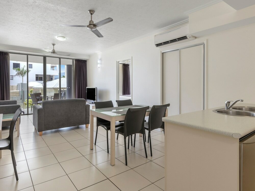 Фото Park Regis City Quays