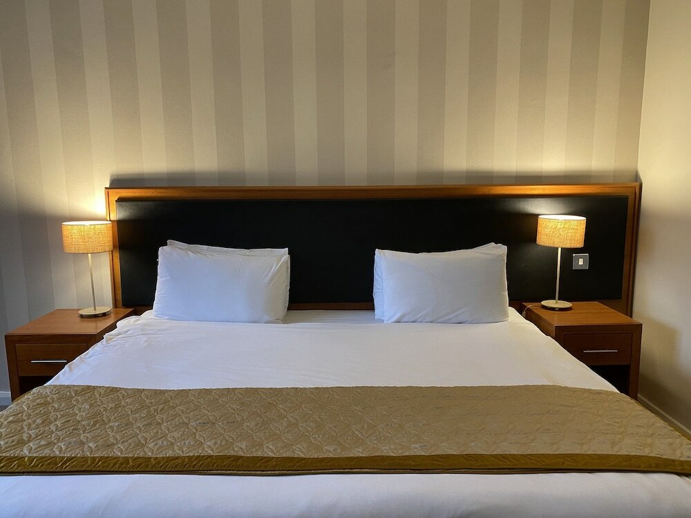 Фото Brook Mollington Banastre Hotel and SPA