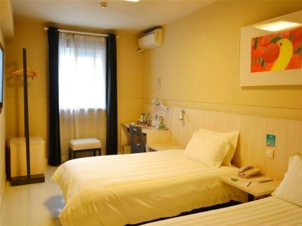 Фото Jinjiang Inn Qingdao Zhongshan Road