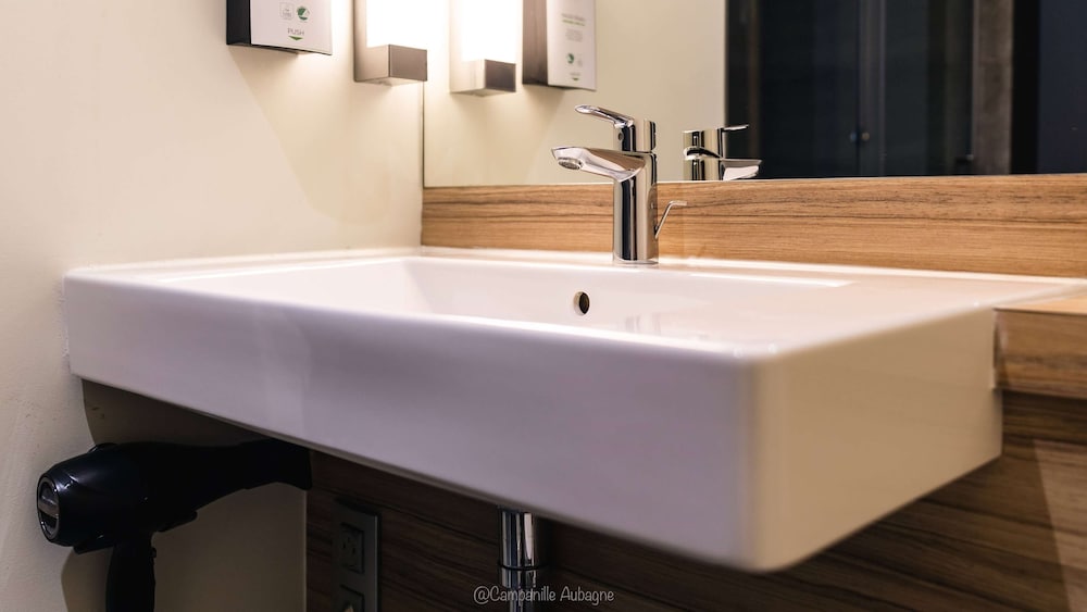 Фото Campanile Marseille Est - Aubagne