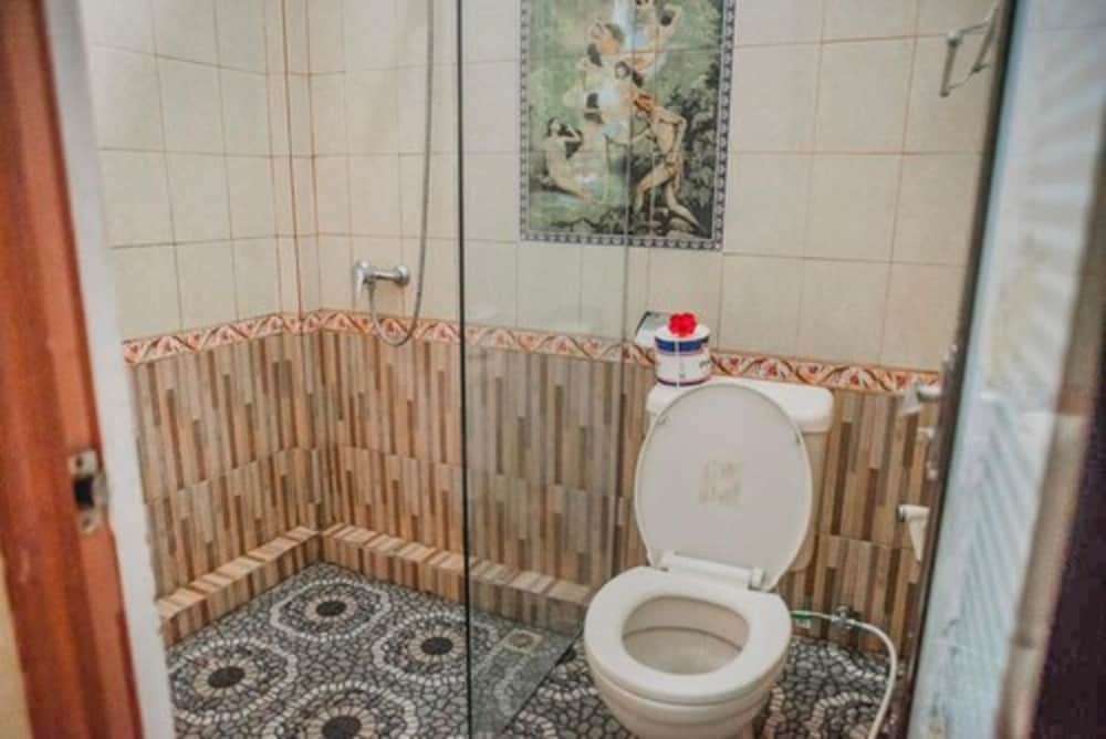 Фото Artha Dewata Home Stay