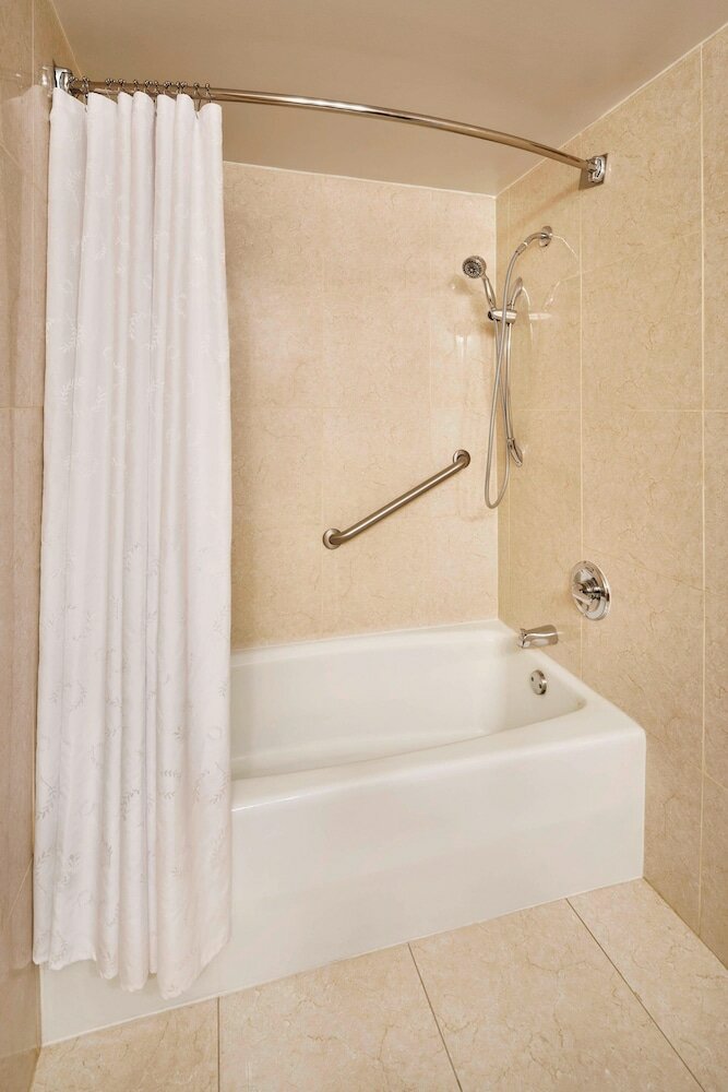 Фото Sheraton Inner Harbor Hotel