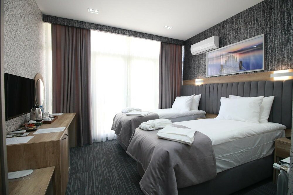 Фото отеля 3