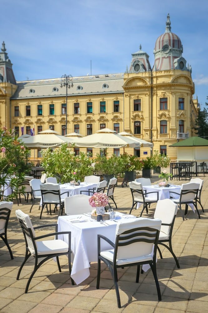 Фото  Esplanade Zagreb Hotel