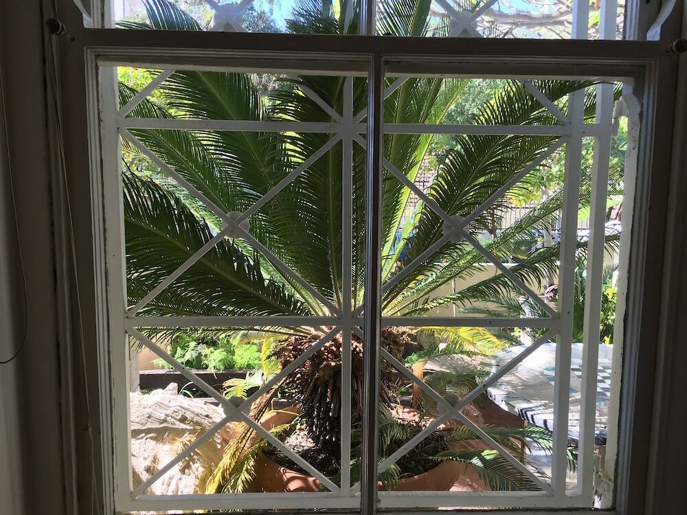 Фото Gordons Guesthouse