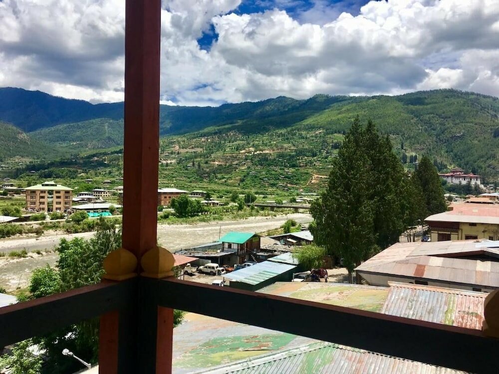 Фото Hotel Khamsum