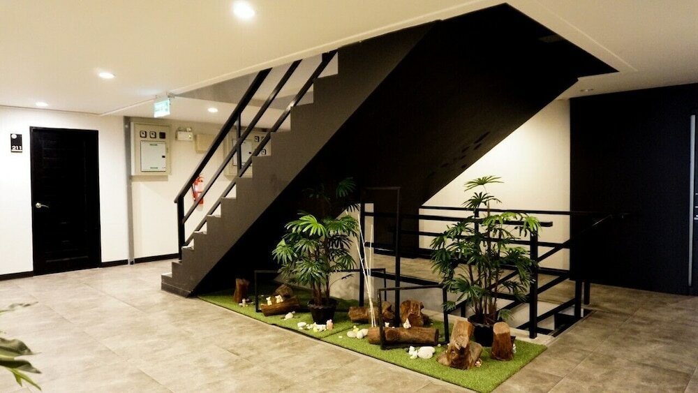 Фото B-Black Hotel Chonburi