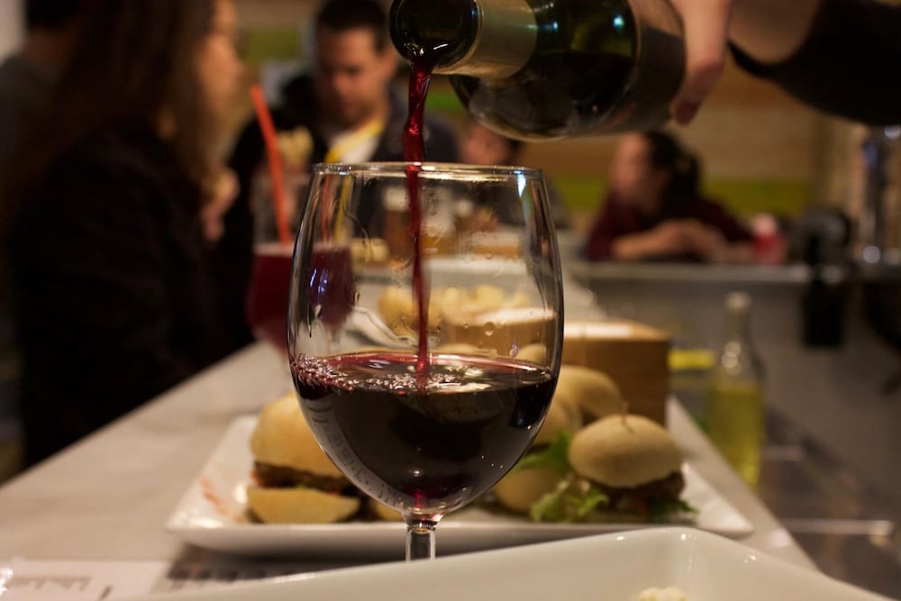 Фото Hola Hostal Eixample