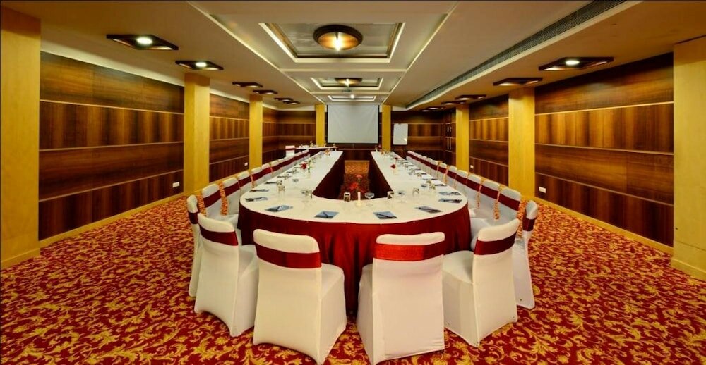 Фото The Chariot Resort & SPA