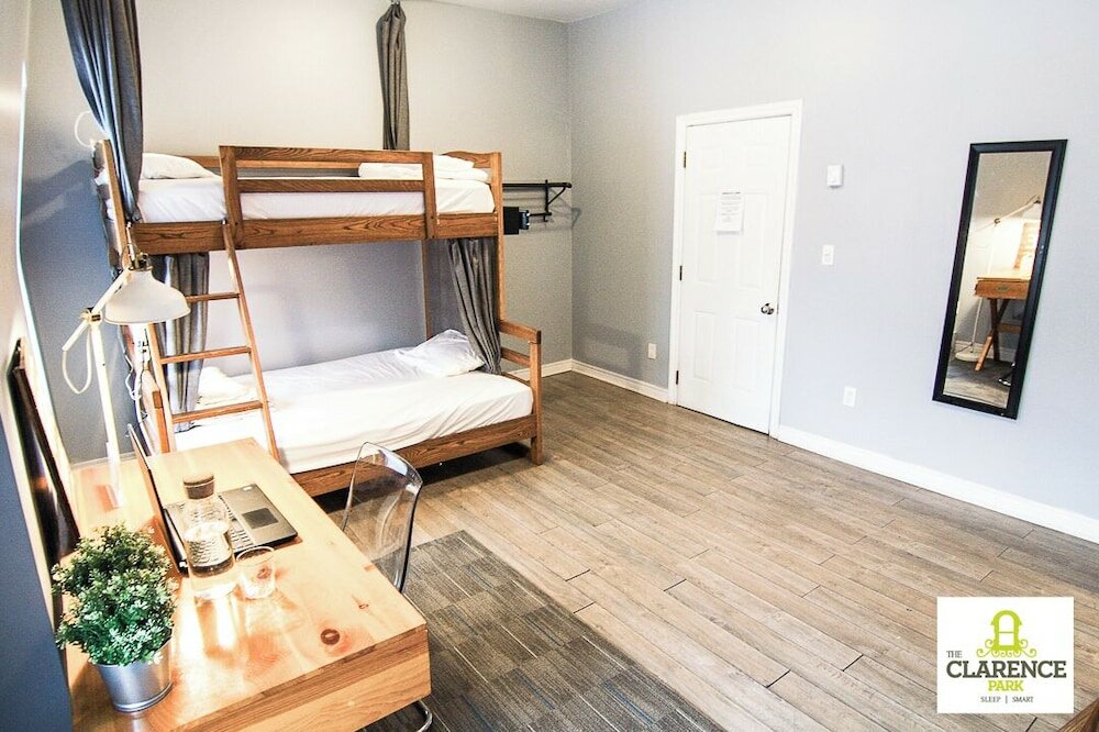 Фото The Clarence Park