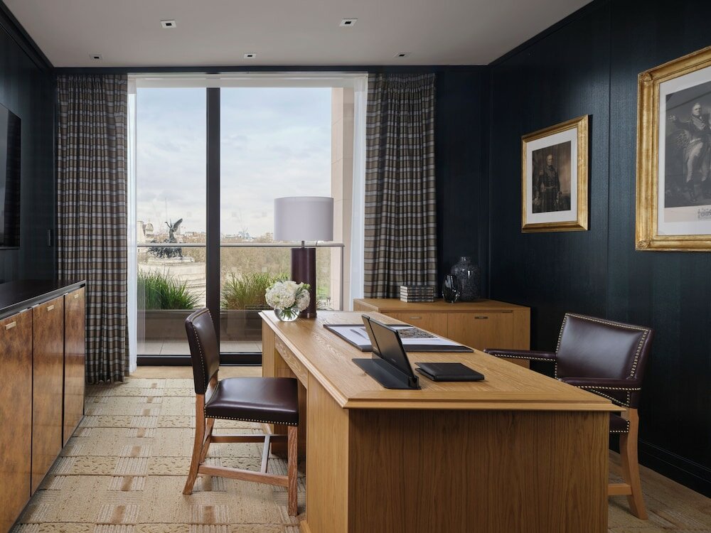 Фото The Peninsula London