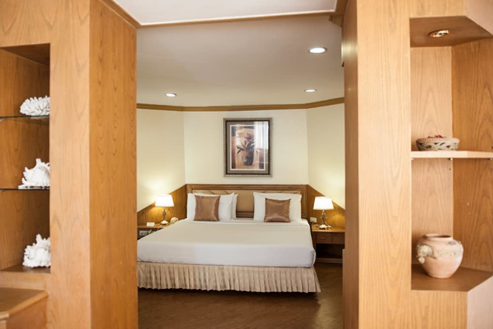 Фото Lido Beach Hotel Pattaya