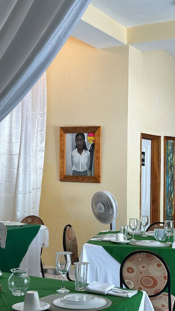 Фото PC Entreprises Guest House