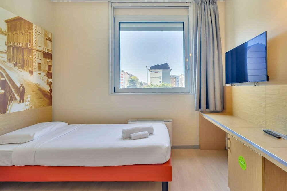 Фото B&b Hotel Milano La Spezia