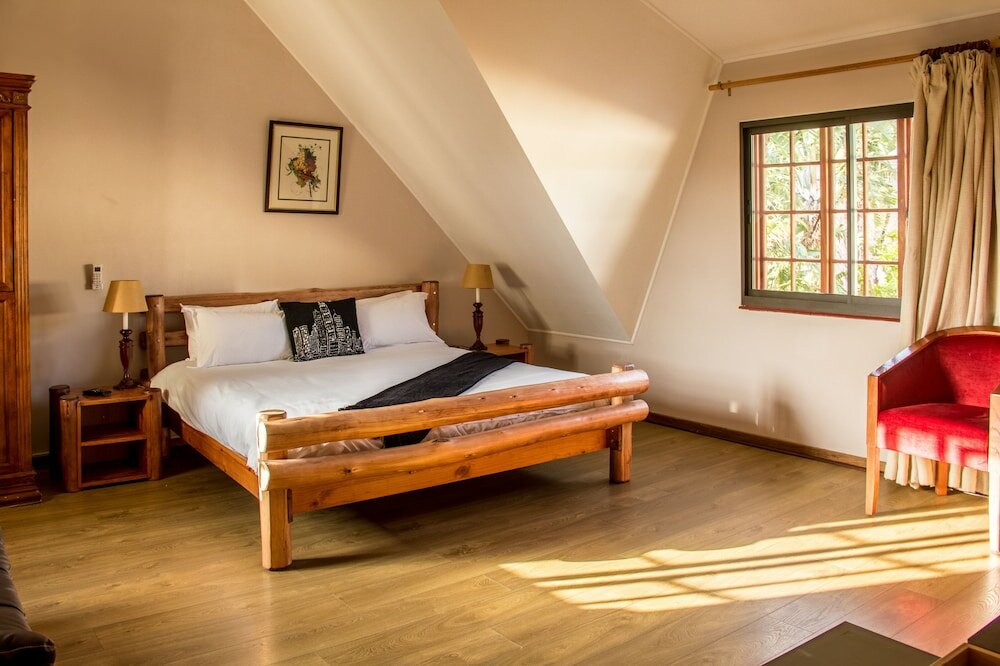 Фото Winelands Villa Guesthouse