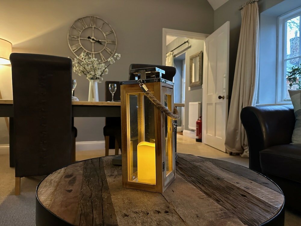 Фото Stonehenge Cottages