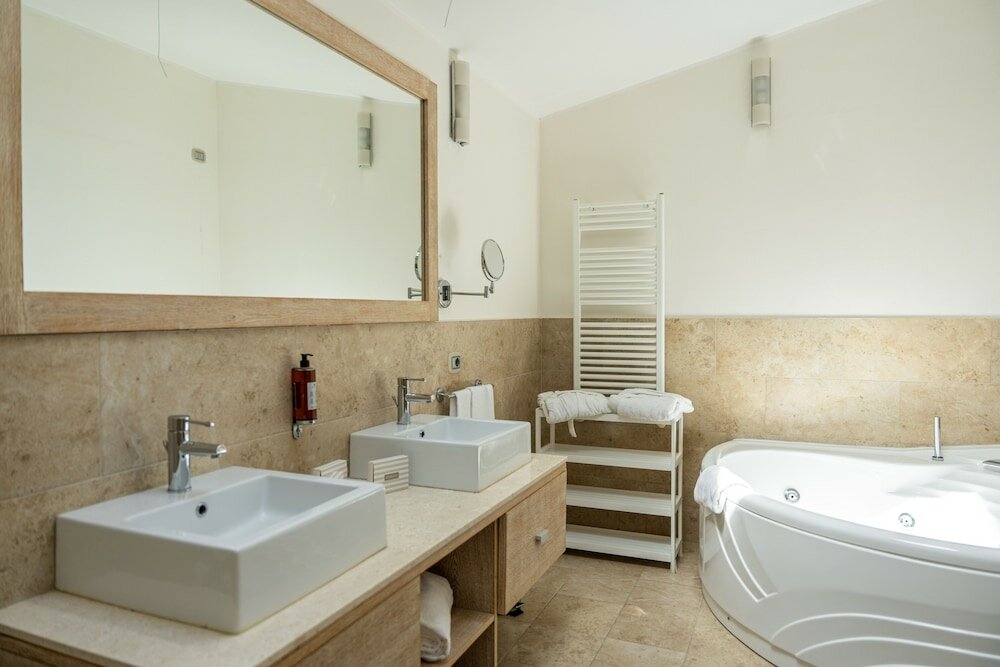 Фото Hotel Domomea