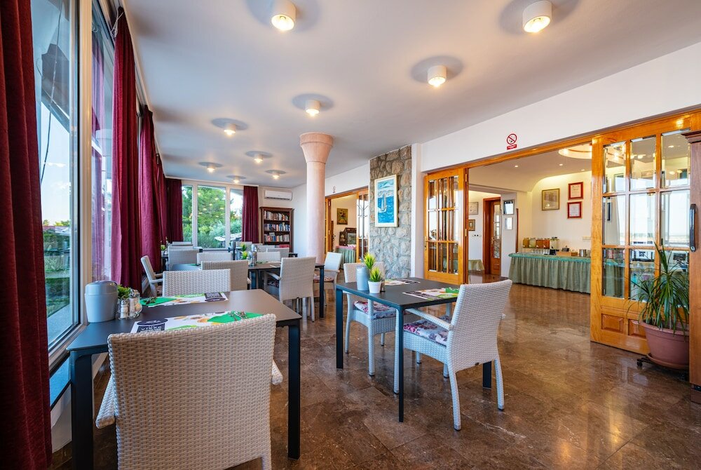 Фото Hotel Vicko