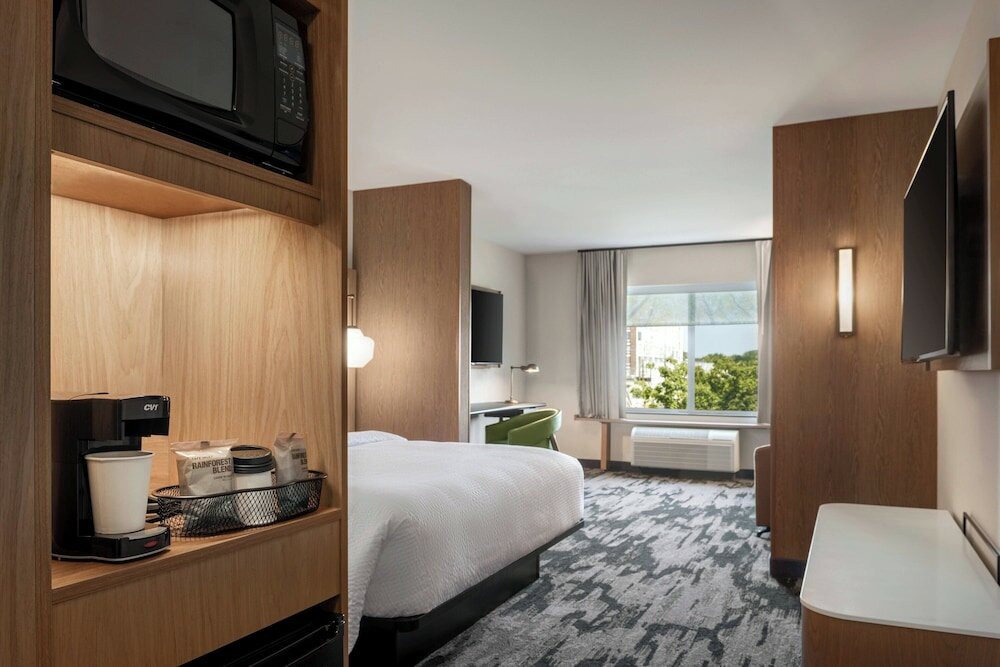 Фото Fairfield Inn & Suites by Marriott Milwaukee West