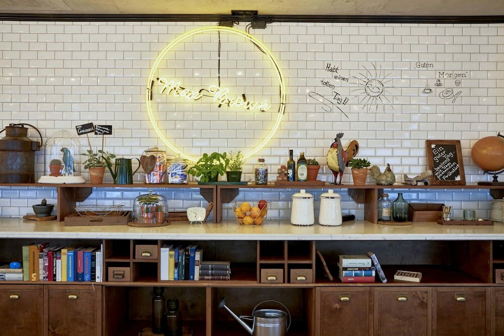 Фото Max Brown Hotel Midtown, part of Sircle Collection