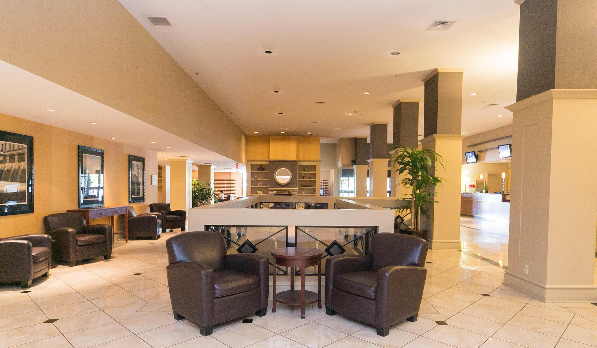 Фото Adam's Mark Hotel & Conference Center