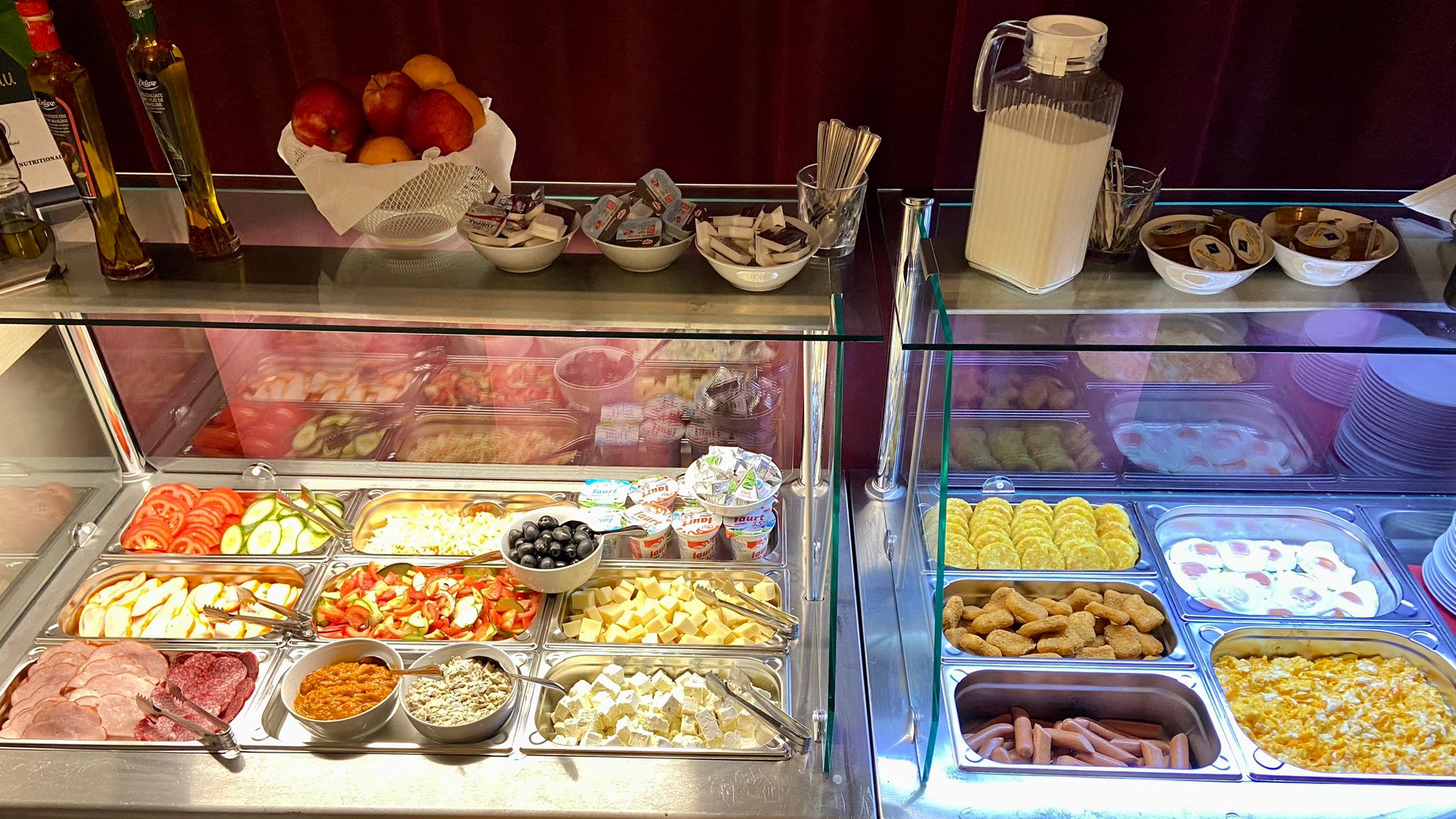 Фото Long Street Hotel