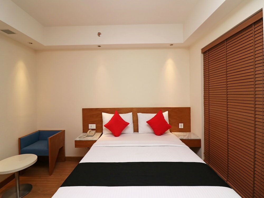 Фото The Orion Plaza