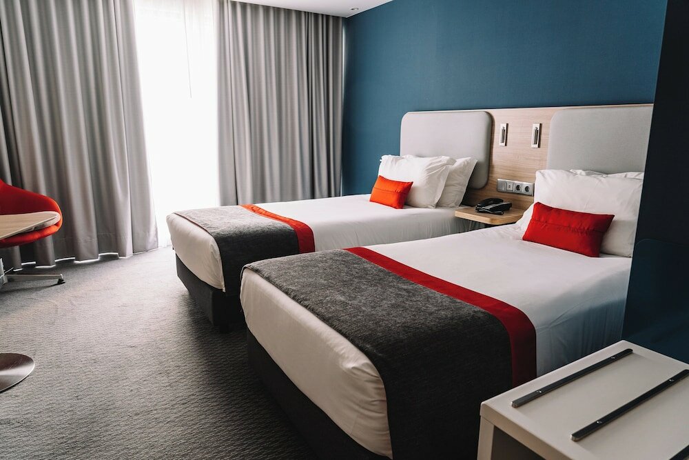 Фото Holiday Inn Express Porto City Center, an Ihg Hotel