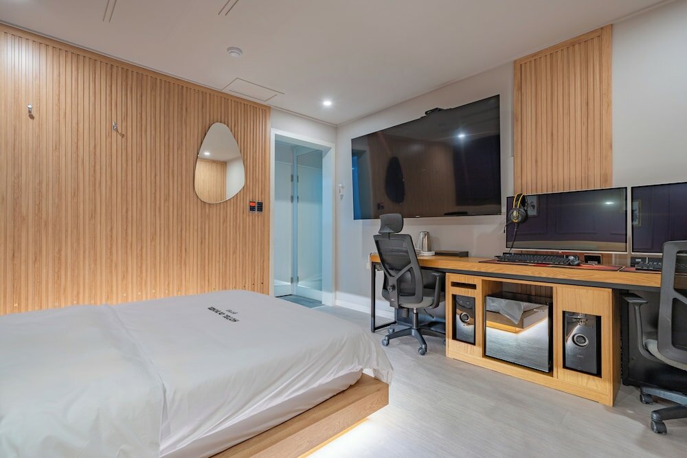 Фото Hotel Yeogiuhtte Gwangju Station