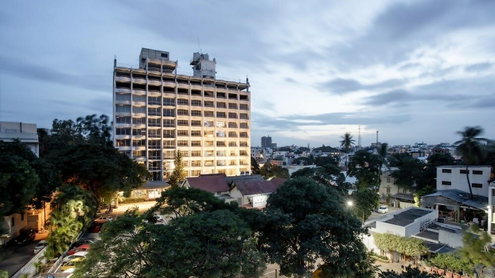 Фото Hotel Woodlands