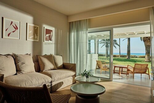 Внешний вид отеля Отель Nissi Beach Resort в Айя-Напе (город), фото 3