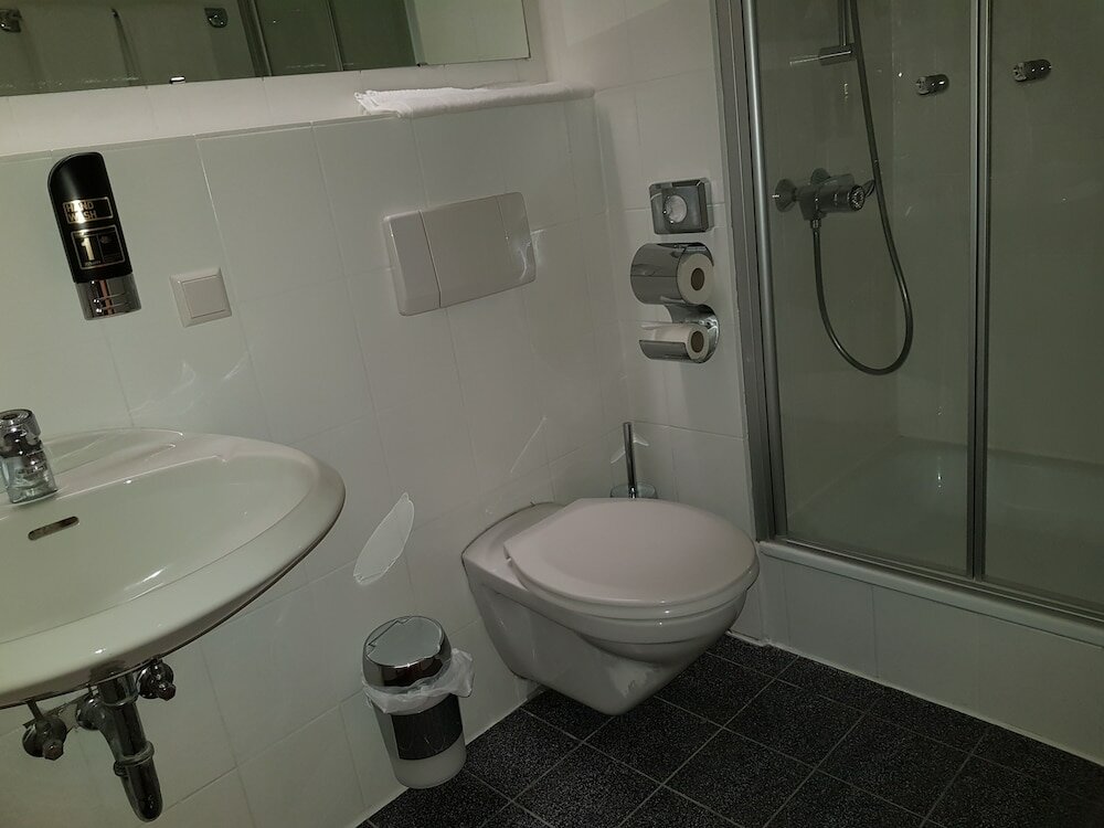 Фото Confour Hotel