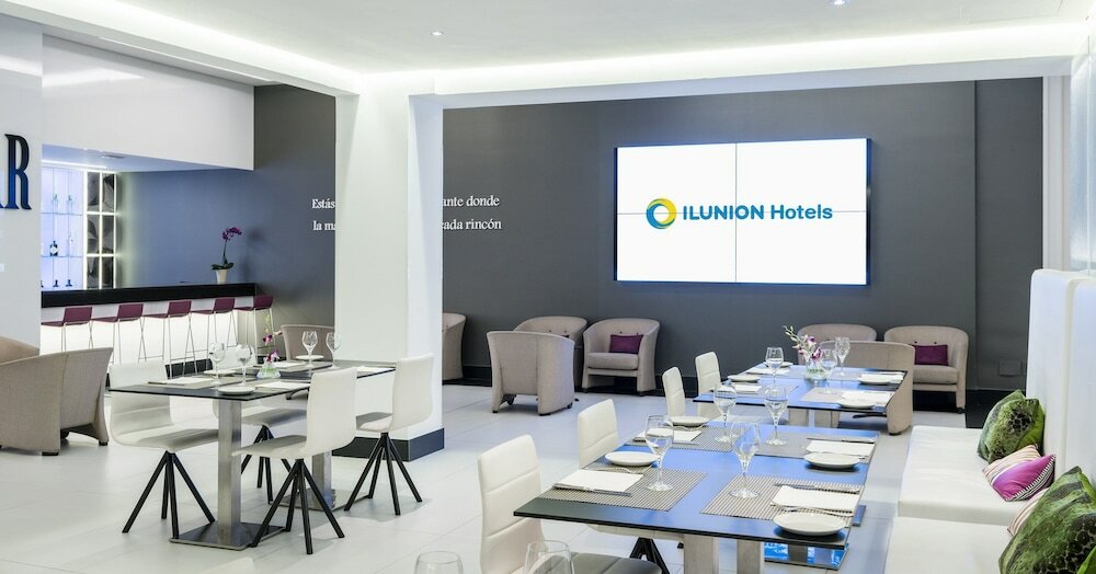 Фото Hotel Ilunion Suites Madrid