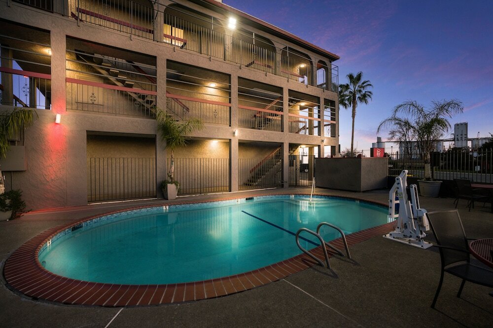 Фото Red Roof Inn Stockton