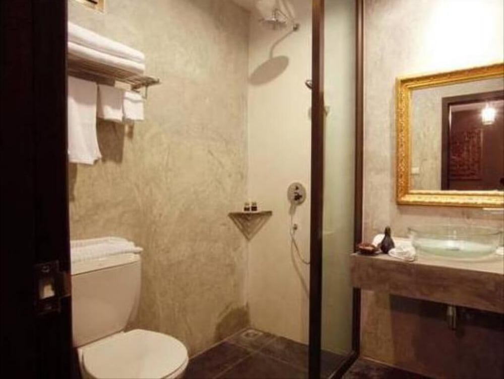 Фото Lilu Chiangmai Hotel