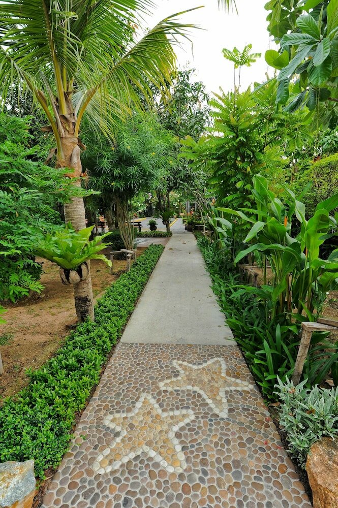 Фото Villa Wanida Garden Resort