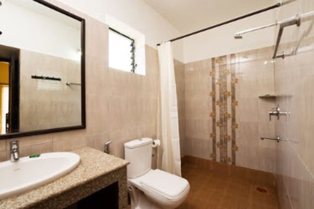 Фото Marina Bay Beach Resort