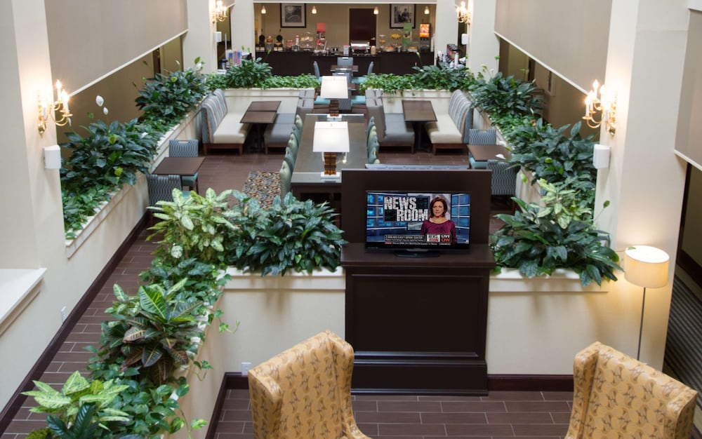 Фото Hampton Inn Cornelia