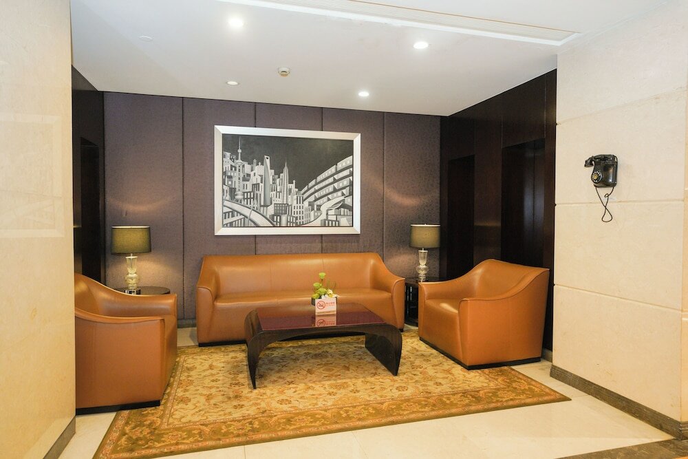 Фото Broadway Mansions Hotel