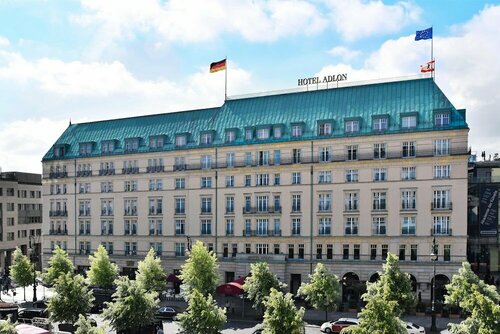 Внешний вид отеля Hotel Adlon Kempinski Berlin в Берлине, фото 1