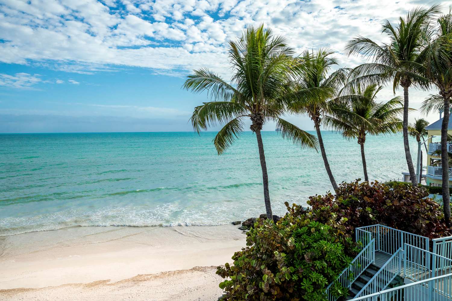 Фото The Reach Key West, Curio Collection by Hilton