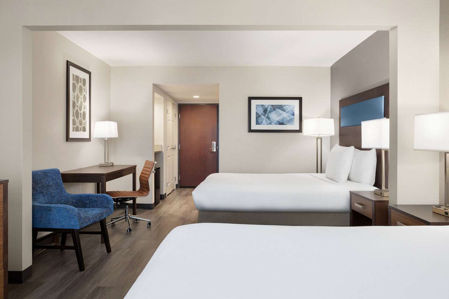 Фото Wingate by Wyndham Southport