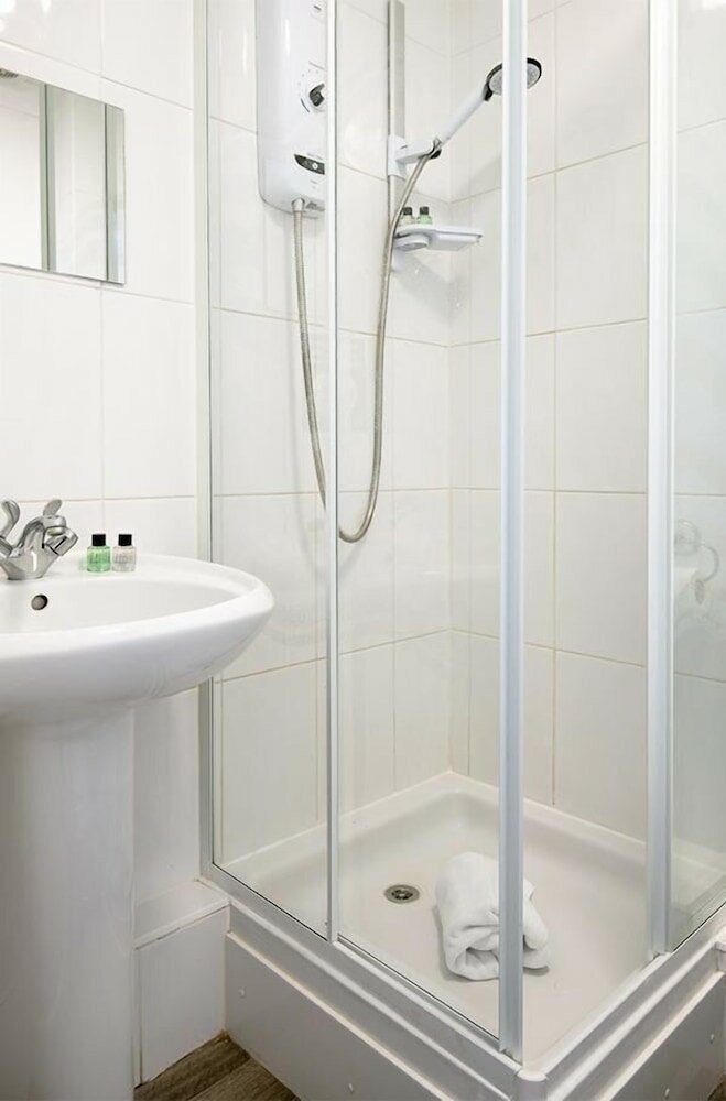 Фото Royal Ashton Hotel