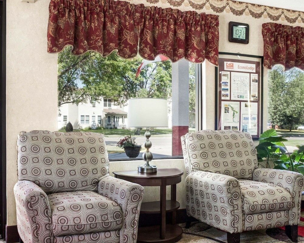 Фото Econo Lodge Grand Forks